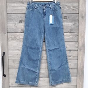 vera wang flare jeans